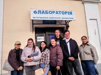 СТУДЕНТИ-ТЕХНОЛОГИ ВІДВІДАЛИ ЛАБОРАТОРІЮ ВЕТЕРИНАРНО-САНІТАРНОЇ ЕКСПЕРТИЗИ